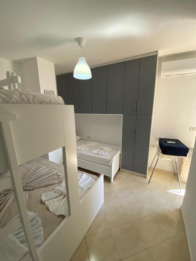 Sun & Sea Apartment Saranda Экстерьер фото